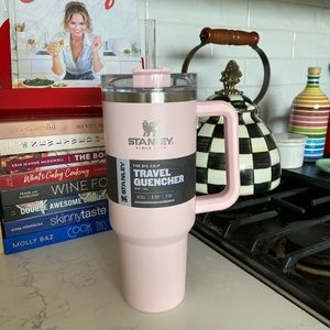 Brand new Stanley 40oz travel quencher in Baby Pink with cover and straw